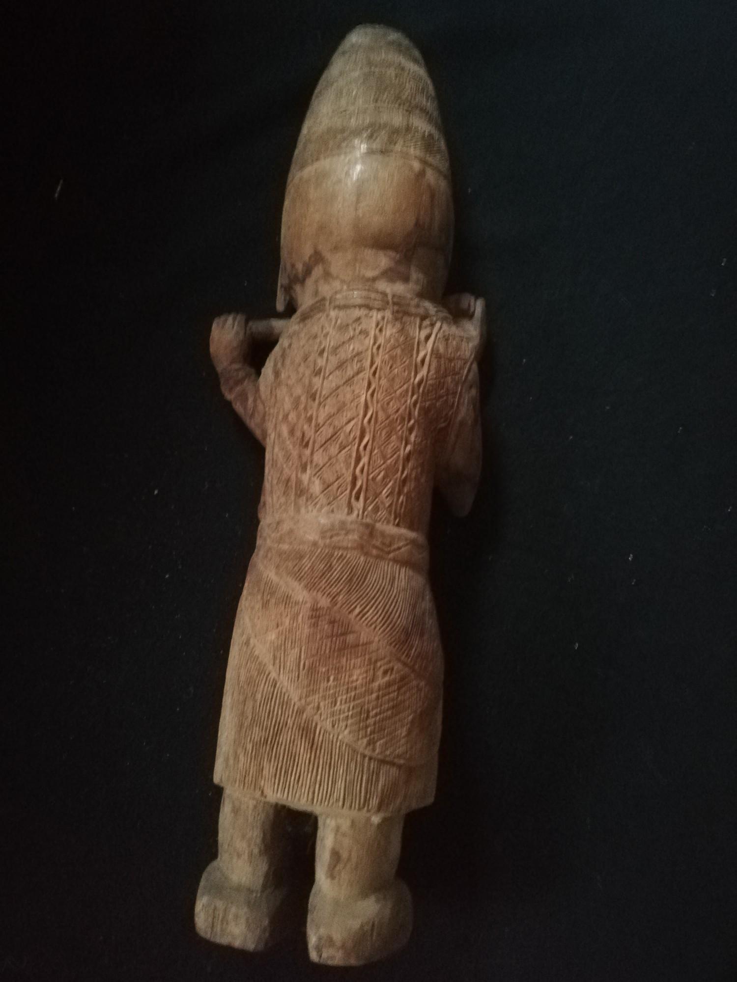 Old Benin wood statue playing instrument -17" high - Image 2 of 2