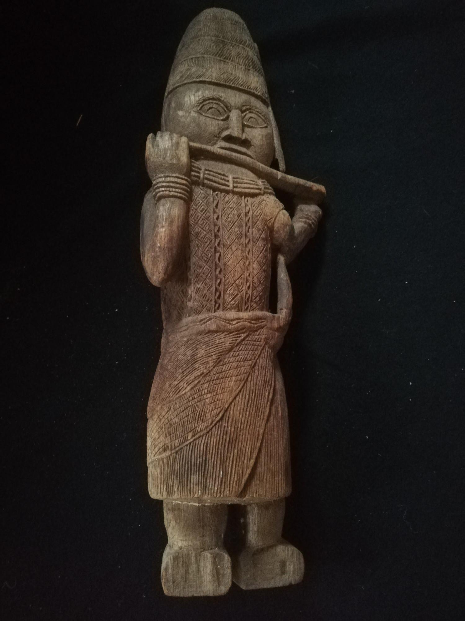 Old Benin wood statue playing instrument -17" high