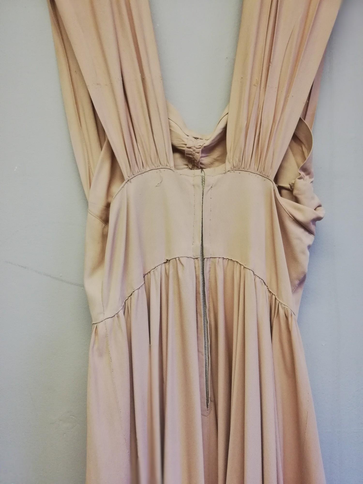 Ladies 1940's peach sleeveless dress - Image 3 of 3