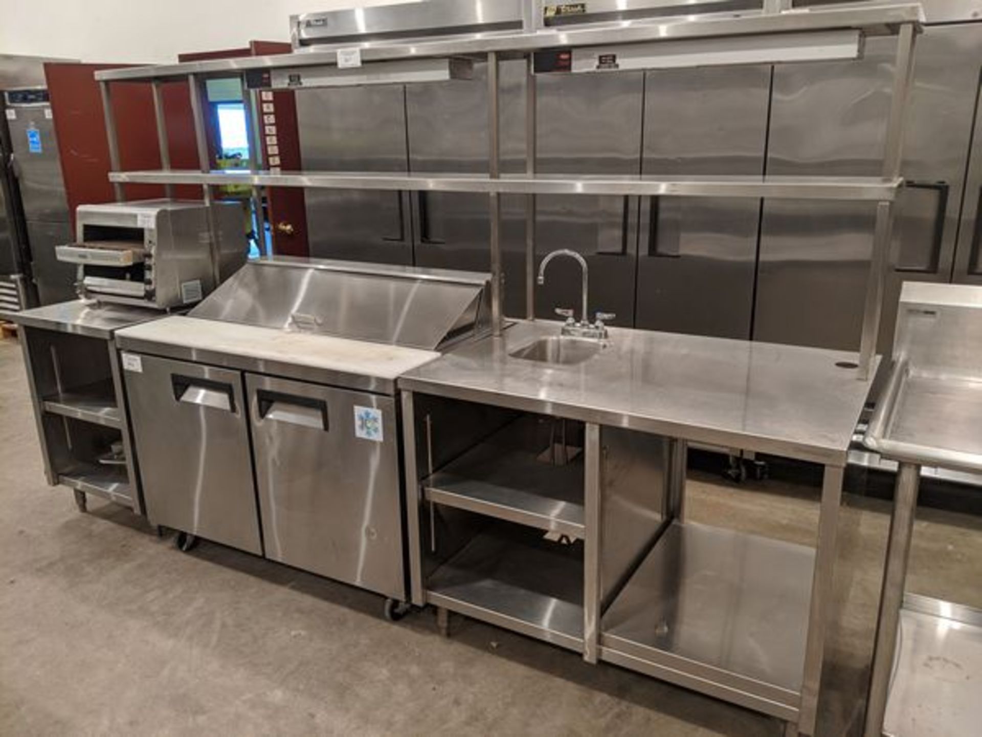 Quest Counter System with Hand Sink, Over shelf and Heat Lamps