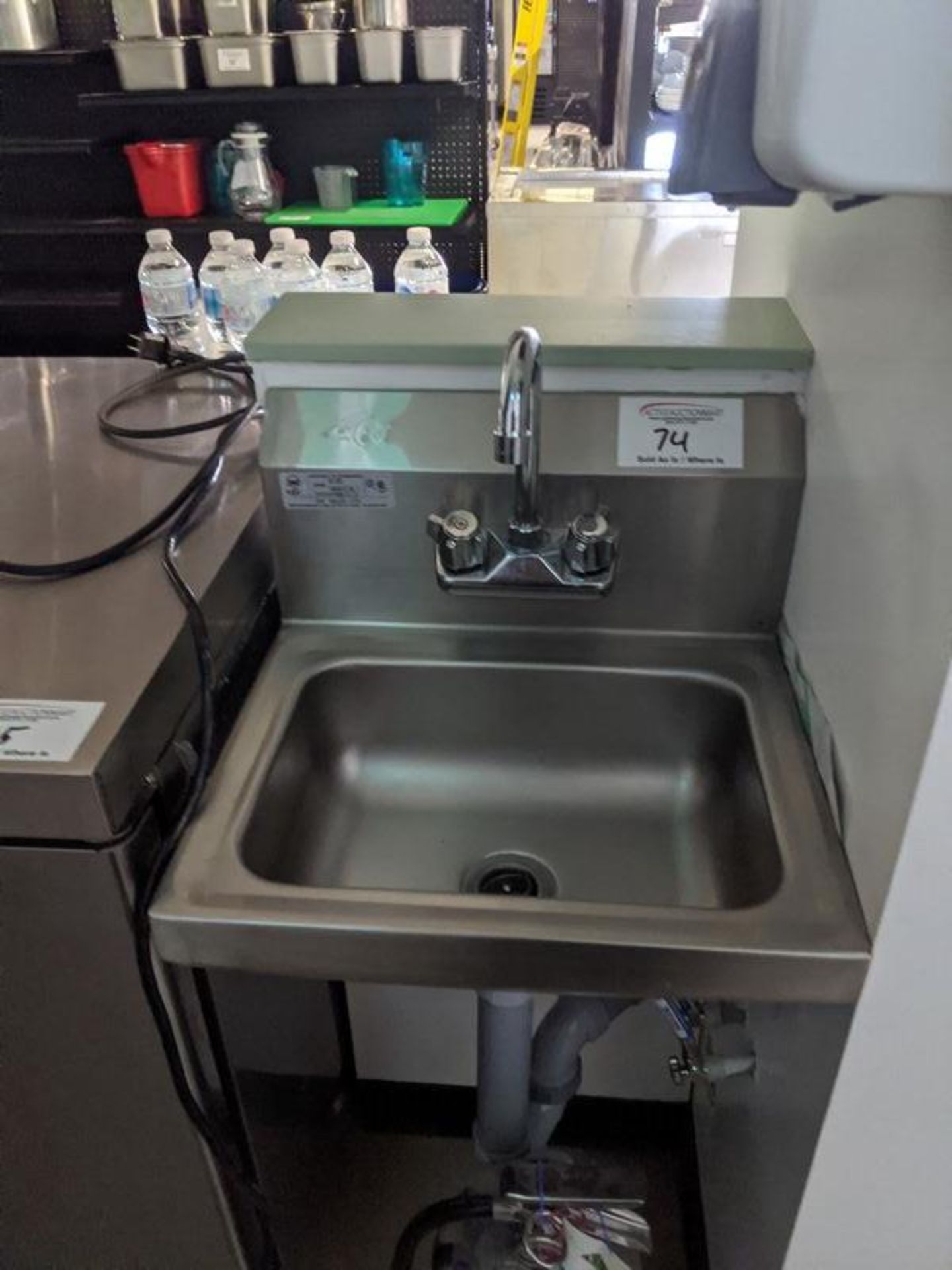 EFI Wall Mount Hand Sink