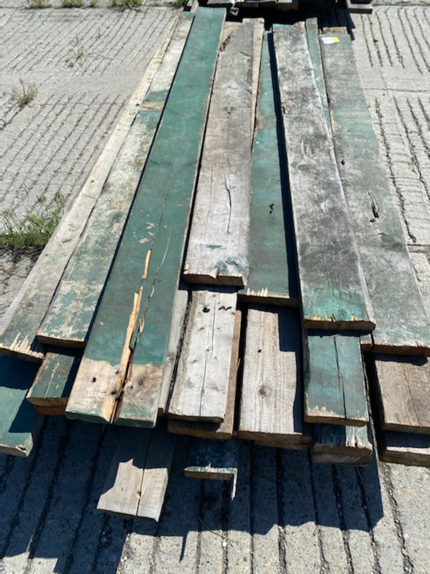30 Pieces of Valley Auction Corral Boards