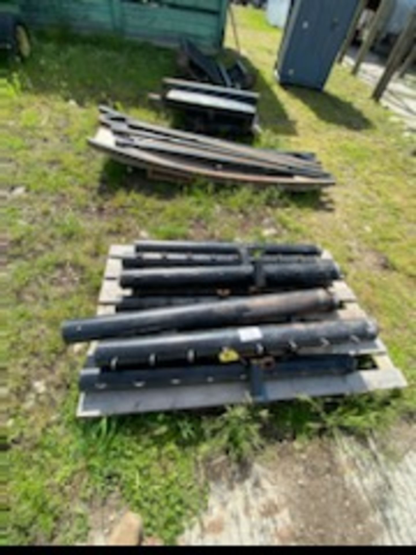 4 Pallets of Scrap Pipe and Metal - Image 3 of 4