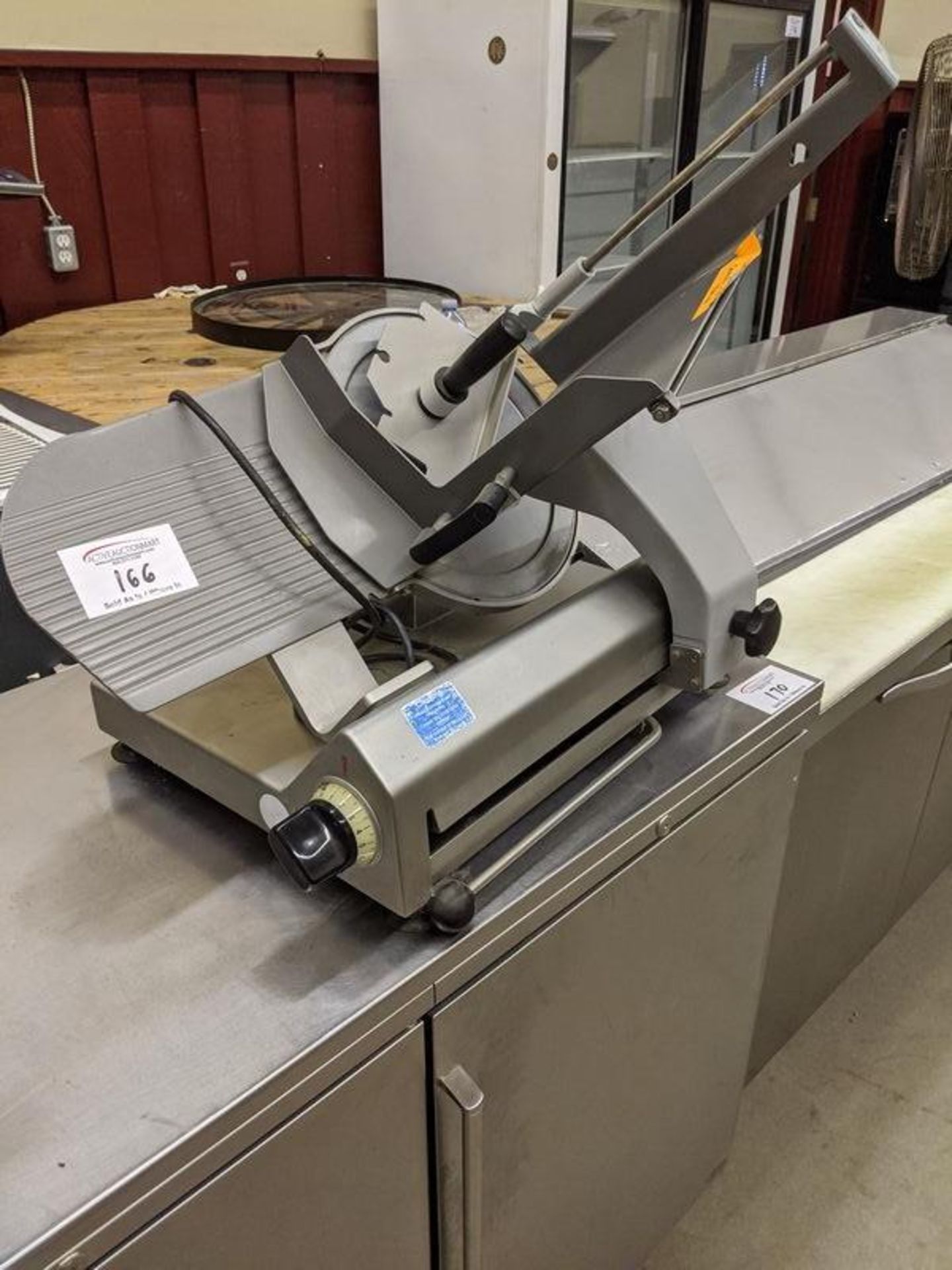 Scharfen Model G-330 Slicer - Note no blade cover