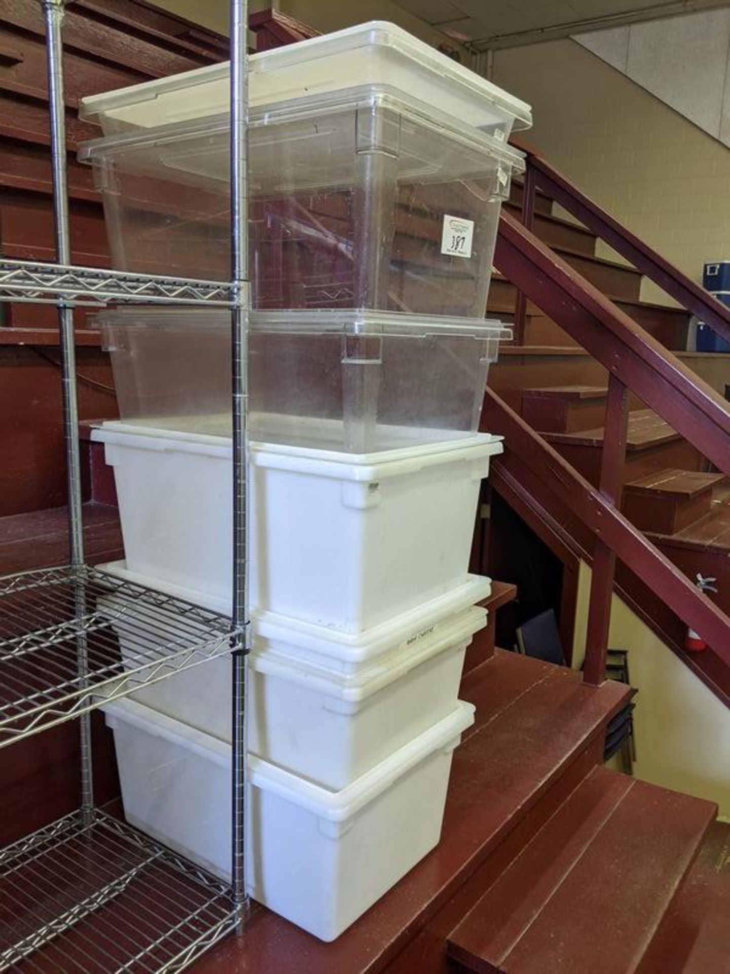 7 Tote Bins with Lids