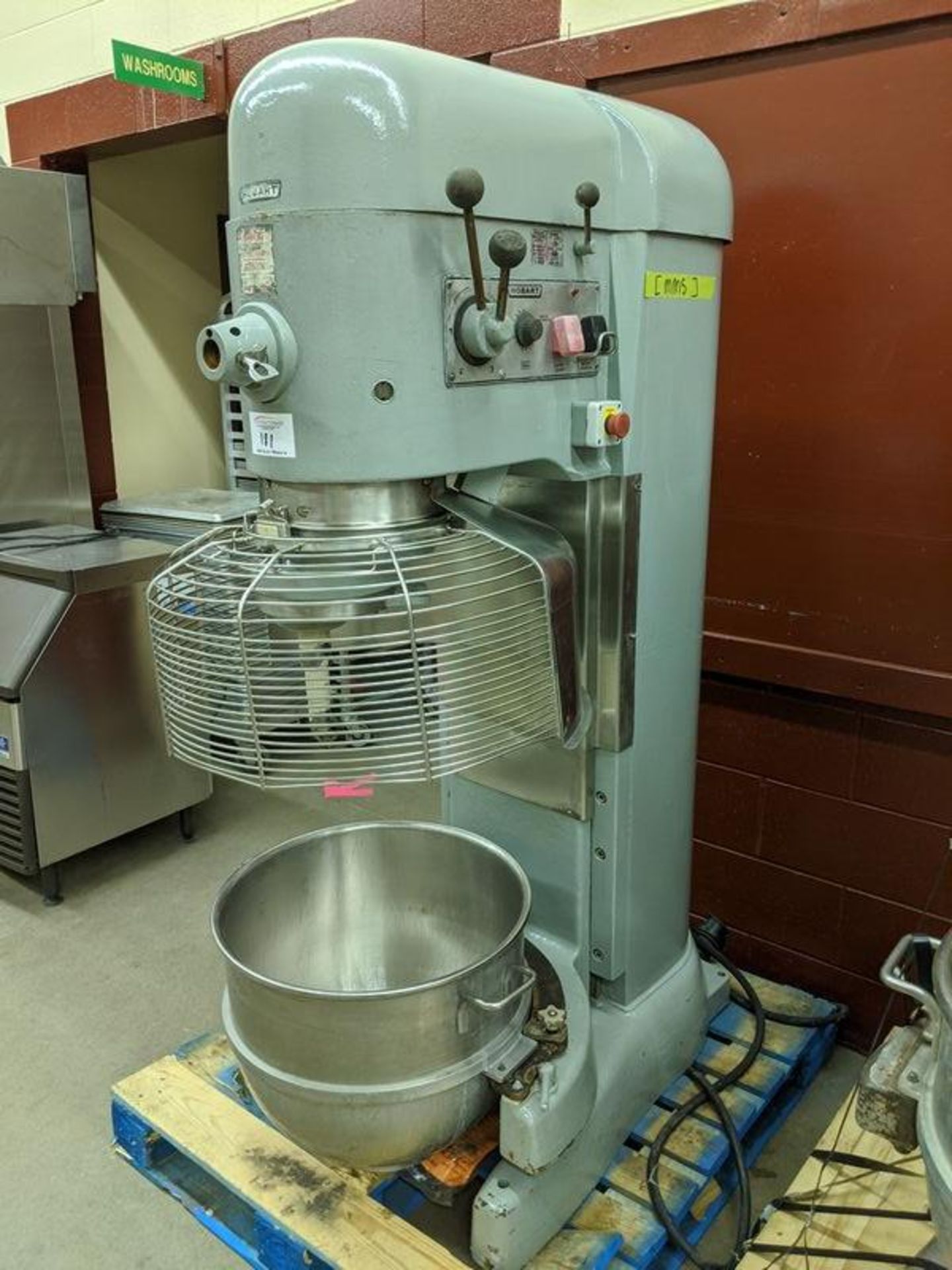 Hobart Model V-1401 - 140 Quart Mixer with 80 Quart Bowl and Bowl Guard