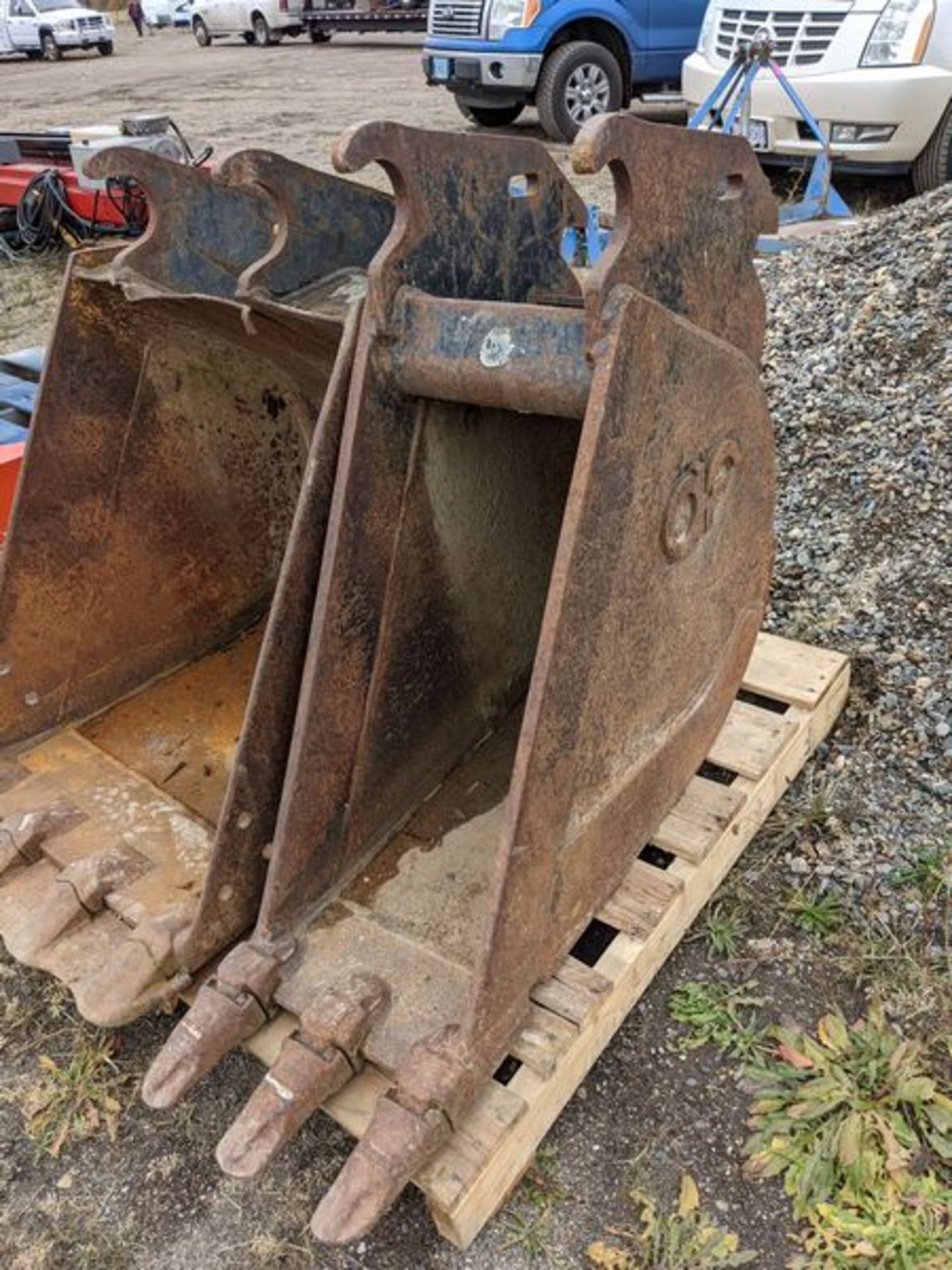 Komatsu 60 Excavator Bucket 12"