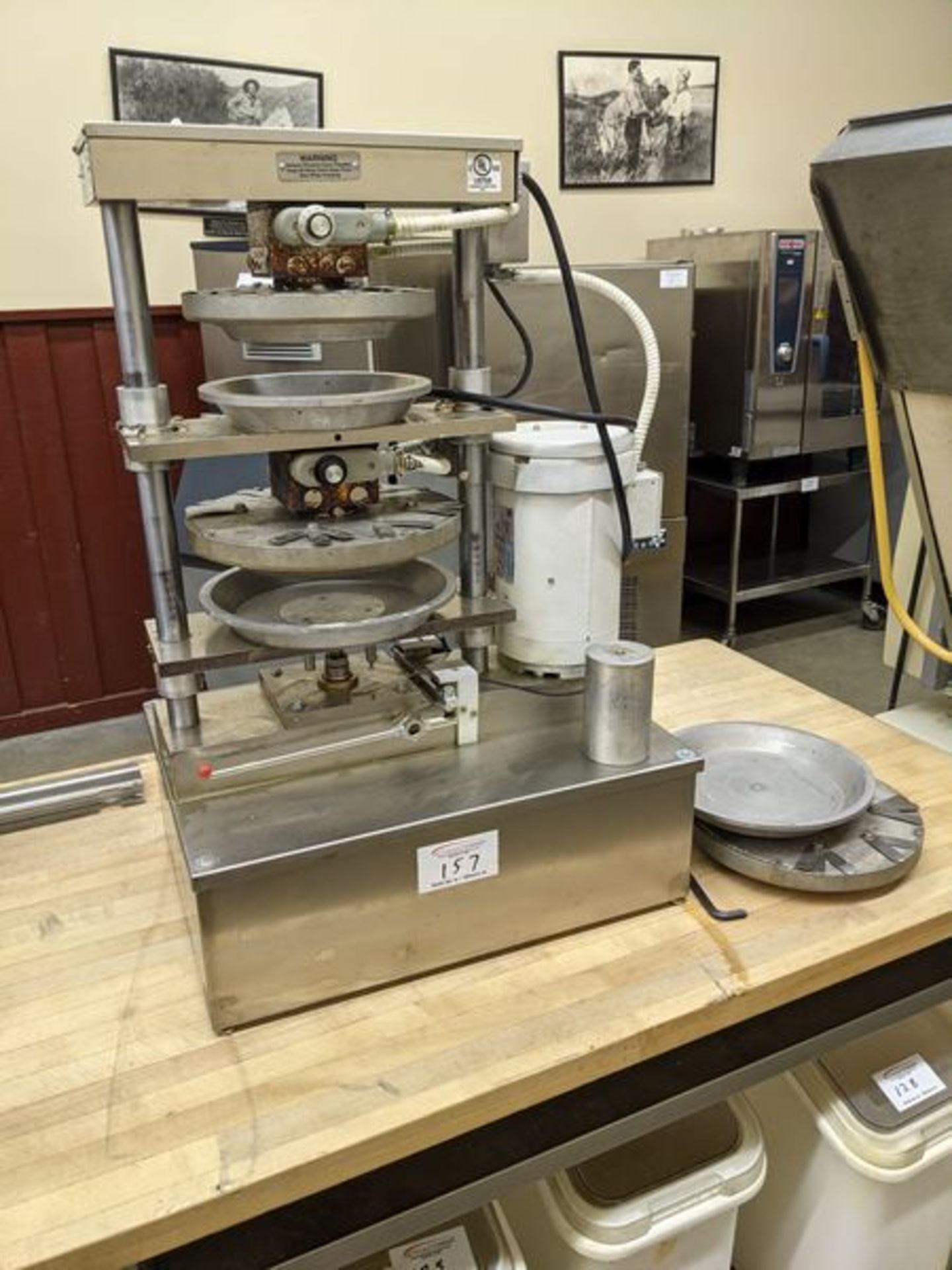 Comtech 2200 Pie Press - Used 2 years