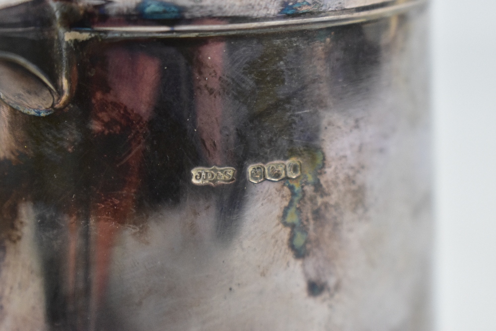 An Elizabeth II hallmarked silver pint mug of tapering cylindrical form, engraved to the base, 'To - Bild 2 aus 3