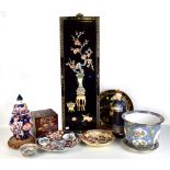 A mixed lot of 20th century Oriental items including a lacquered tray with chinoiserie decoration,