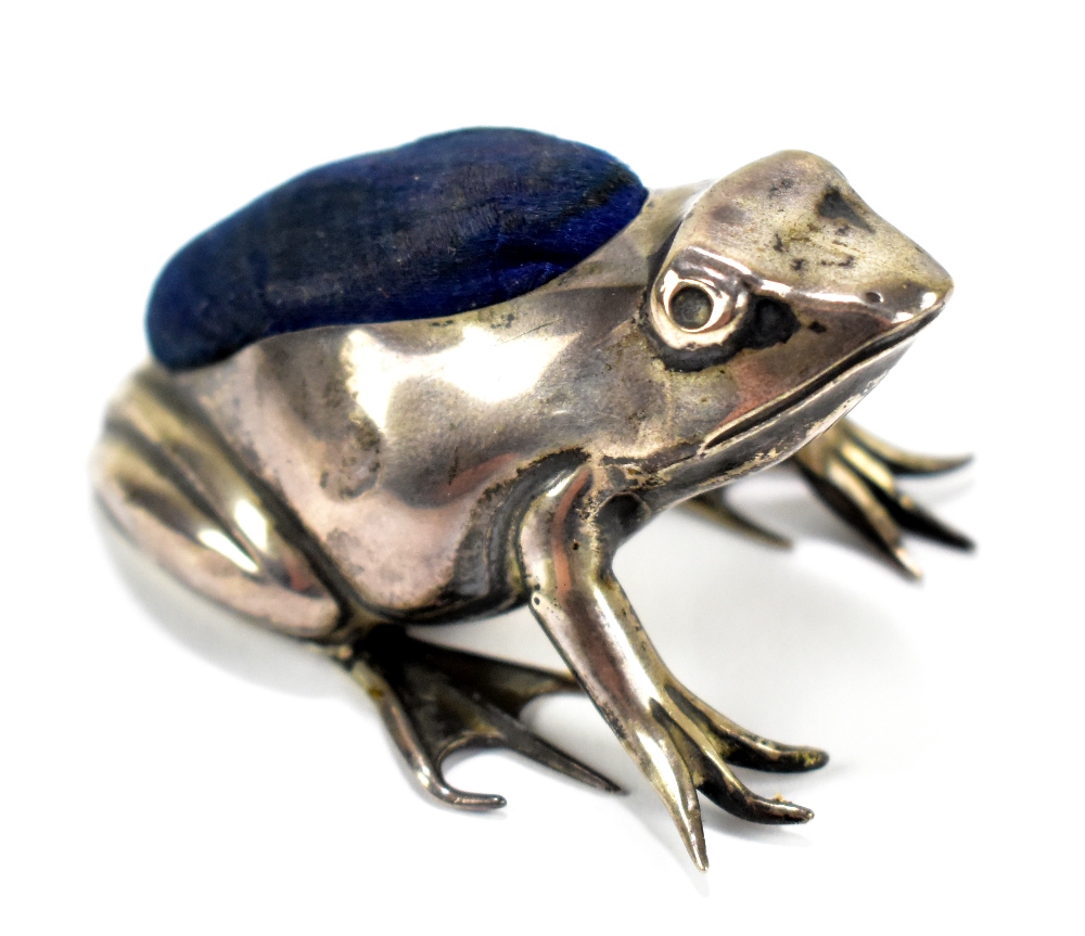 SYDNEY & CO; a Edward VII hallmarked silver novelty pin cushion in the form of a frog, Birmingham