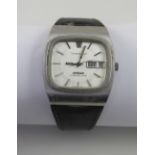 An Omega Constellation Megaquartz 32khz gentlemen's stainless steel wristwatch,