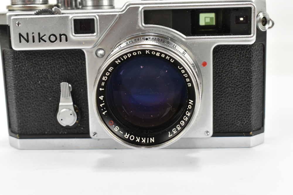 NIKON; an SP camera with Nikkor-S.C 1:1.4 F=5cm lens, no.356337, the body no.6213109, cased. - Image 2 of 4