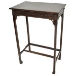 An Edwardian Chinese Chippendale-style side table with rectangular top above fretwork frieze and