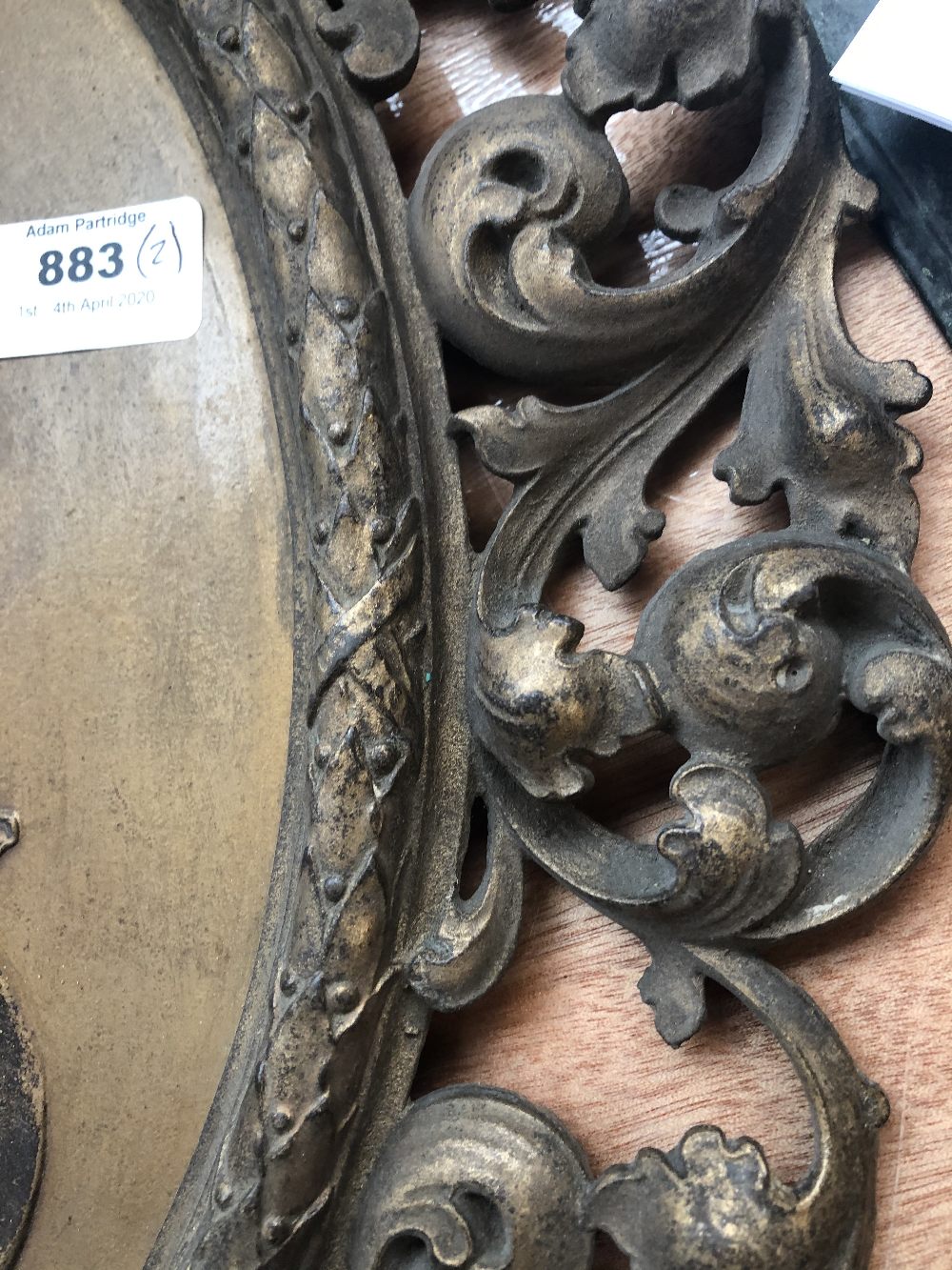 A large pair of late 19th century German cast iron foliate decorated pierced frames each centred - Bild 7 aus 20