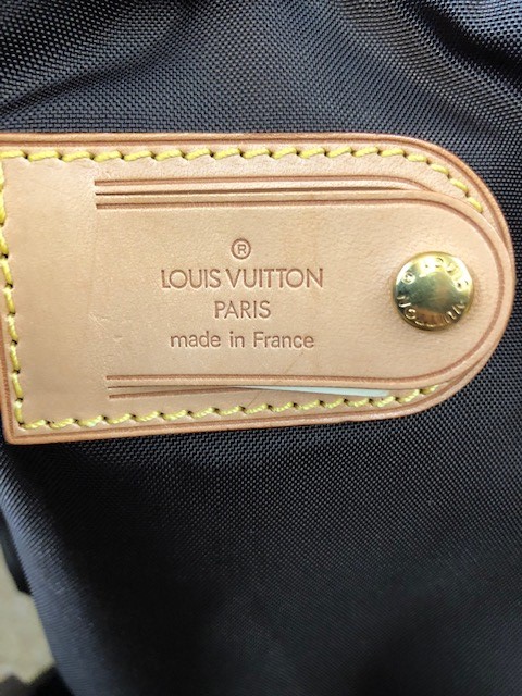 LOUIS VUITTON; a Pegase Cloth cabin sized suitcase, with brown monogram coated cloth, and nude - Bild 8 aus 8