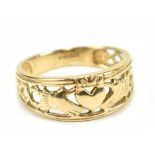 A 9ct yellow gold pierced ring, size T, approx 3.9g.Additional InformationOverall in good condition