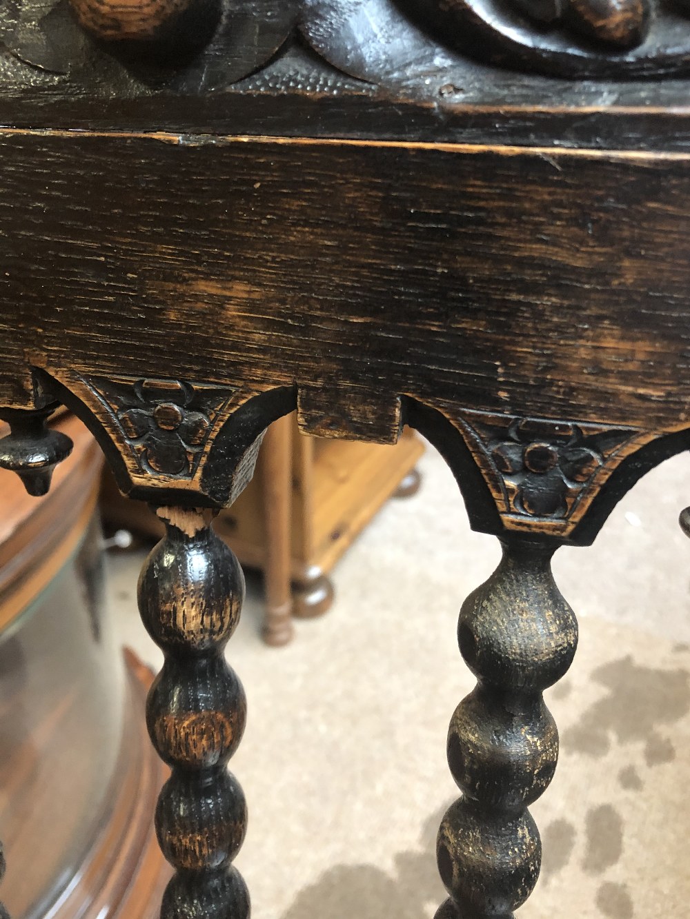 A pair of late Victorian carved oak hall chairs (2).Additional InformationEach seat worn through - Image 6 of 8