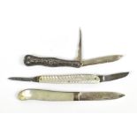 GEORGE UNITE; a Victorian hallmarked silver bladed mother of pearl bodied folding pocket knife,