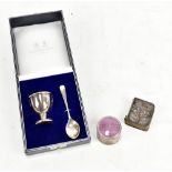 MAPPIN & WEBB LTD; a cased Elizabeth II hallmarked silver egg cup and spoon set, Birmingham 1991,
