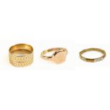 Three 9ct yellow gold rings, including a signet example, approx 6.3g.Additional InformationLargest