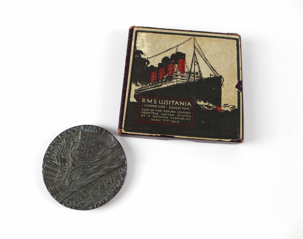 The Lusitania (German) replica medal in presentation box. - Image 2 of 3