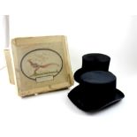 A gentlemen's top hat by G A Dunn & Co, Piccadilly Circus, boxed,