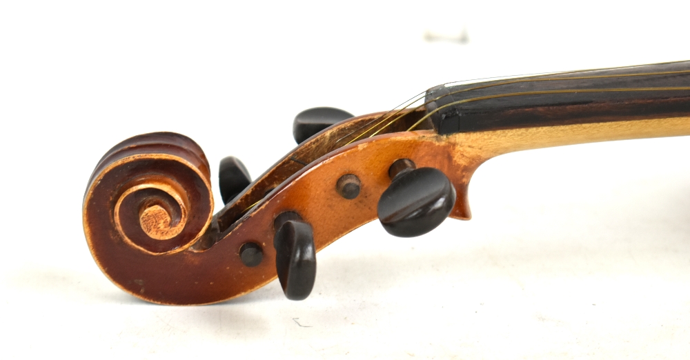 A full size German Wallis's student's violin, patent no.5781, with two-piece back, length 35.6cm, - Image 10 of 10