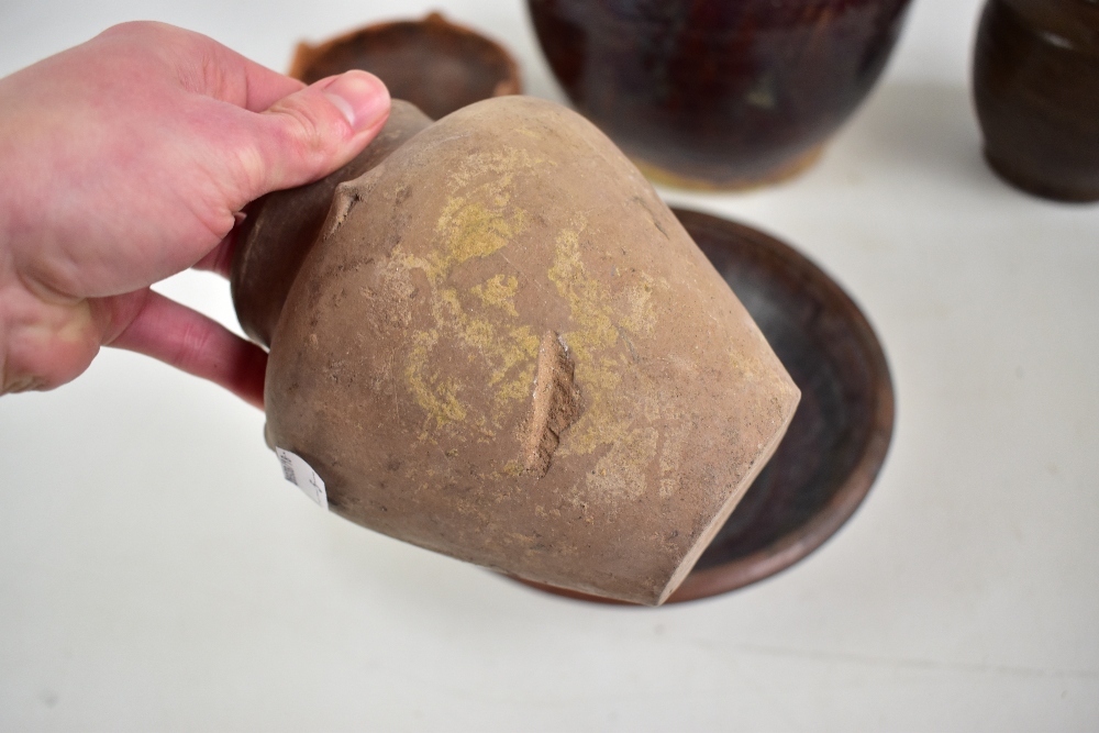 A Chinese bowl, circa 200 BC, with painted interior decoration and four moulded rim mounts, diameter - Image 2 of 7