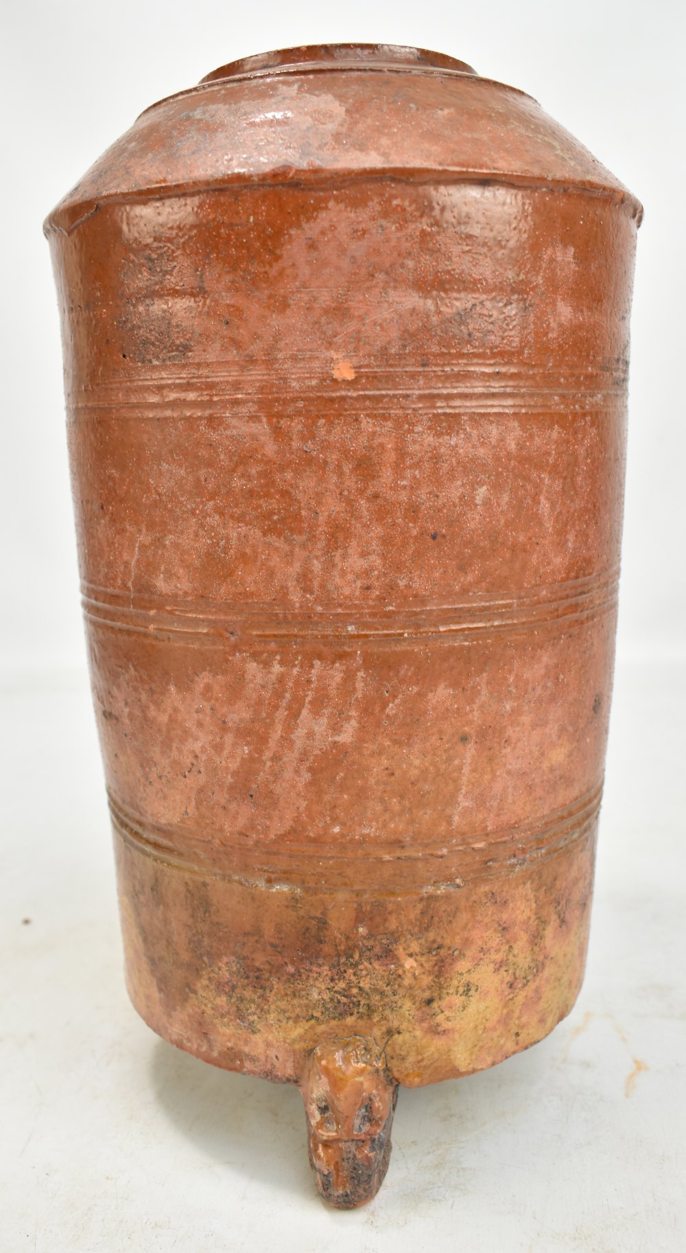 A Chinese Tang dynasty terracotta glazed earthenware urn/jar with incised bands to body on three - Image 3 of 12