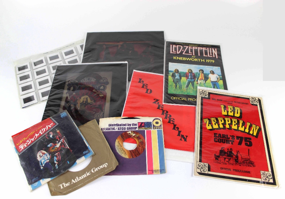 Led Zeppelin; a mixed collectors' lot of Led Zeppelin memorabilia to include books,