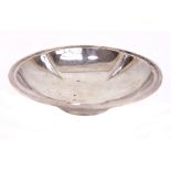 WILLIAM SUCKLING LTD; a George VI hallmarked silver pedestal bowl with cast beaded rim, Birmingham