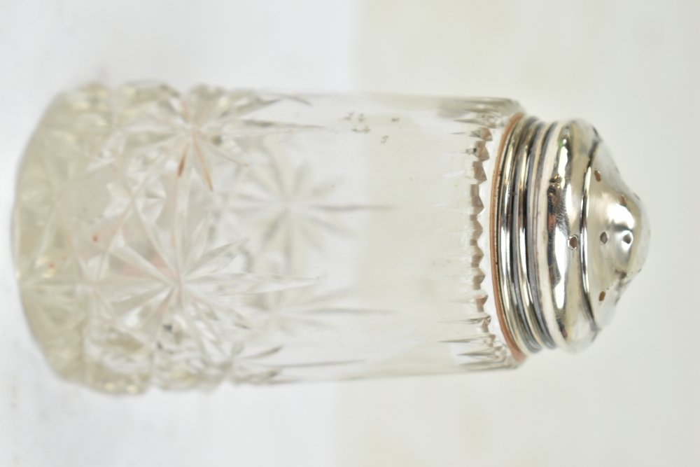 A group of silver topped clear glass sifters, peppers and vanity jars including guilloché - Image 12 of 16