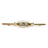 An Edwardian 9ct yellow gold bar brooch, length 5cm, approx 1.6g.Additional InformationPin very