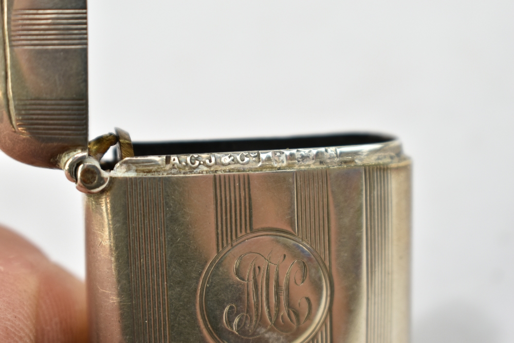 PATTERSON & SONS LTD; a Victorian hallamrked silver cigarette case with bright cut foliate - Bild 8 aus 9