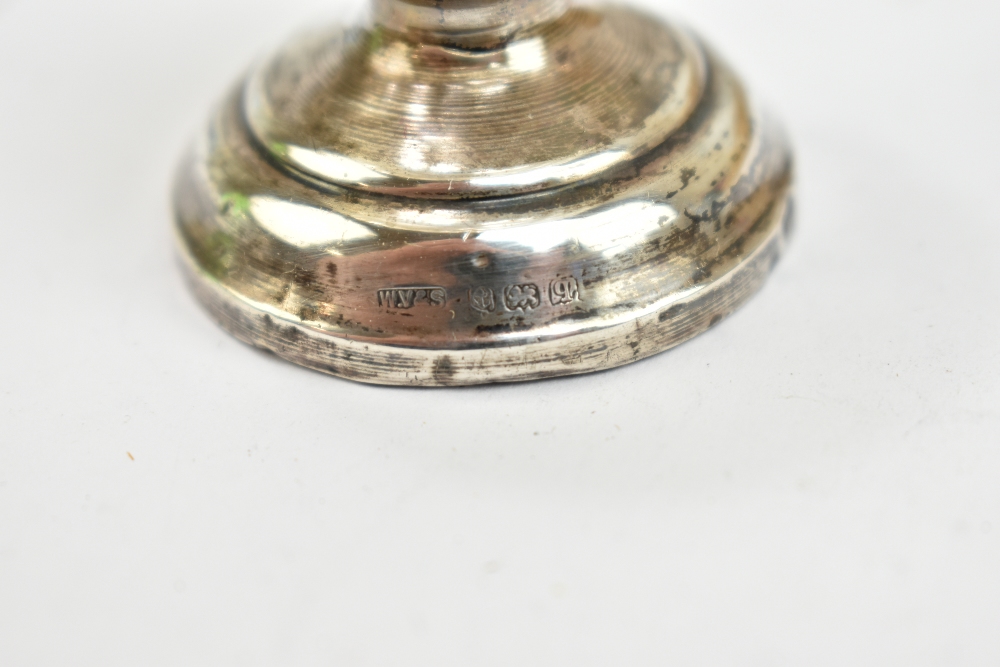 A group of late 19th/early 20th century hallmarked silver mounted and topped items including mustard - Image 21 of 22