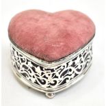 CORNELIUS SAUNDERS & FRANCIS SHEPHERD; an Edward VII hallmarked silver heart shaped pin cushion with