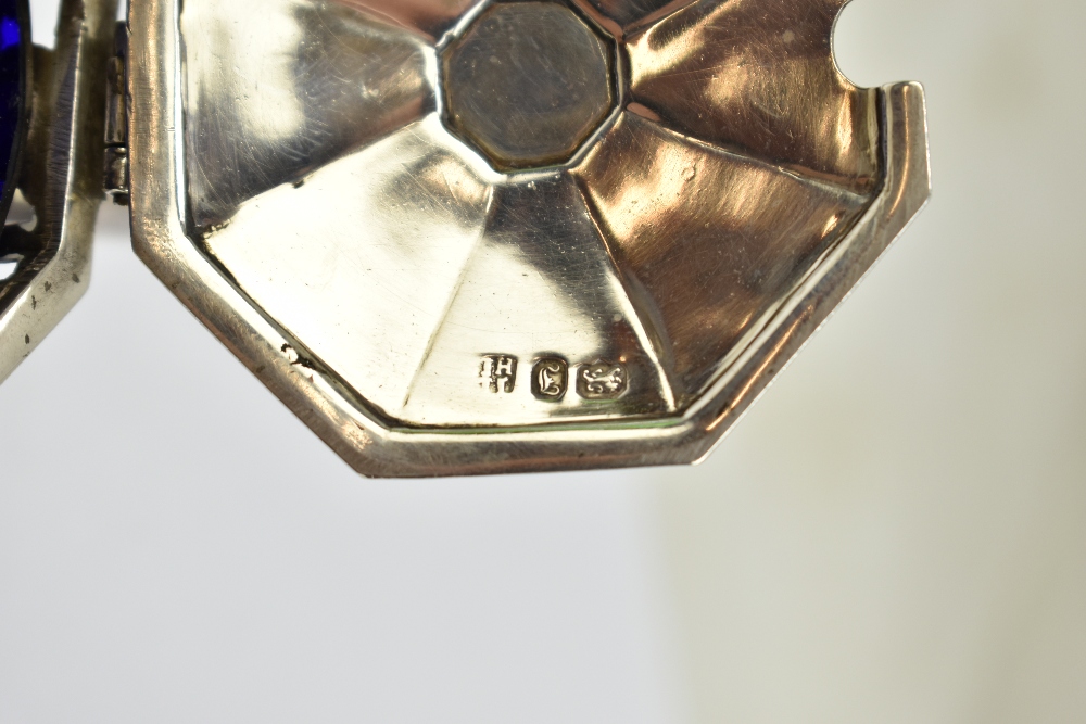 JOSEPH HARDY & THOMAS LOWNDES (PROBABLY); a Victorian hallmarked silver octagonal mustard with - Image 6 of 13