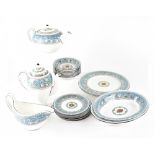 An extensive collection of Wedgwood blue and white decorated 'Florentine' pattern no.