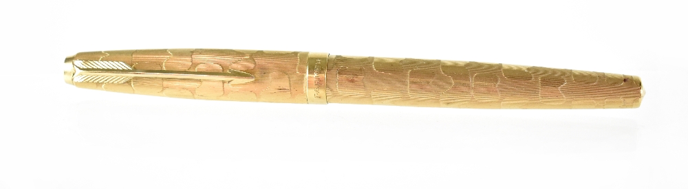 A vintage yellow metal Parker 'Clouds' fountain pen.