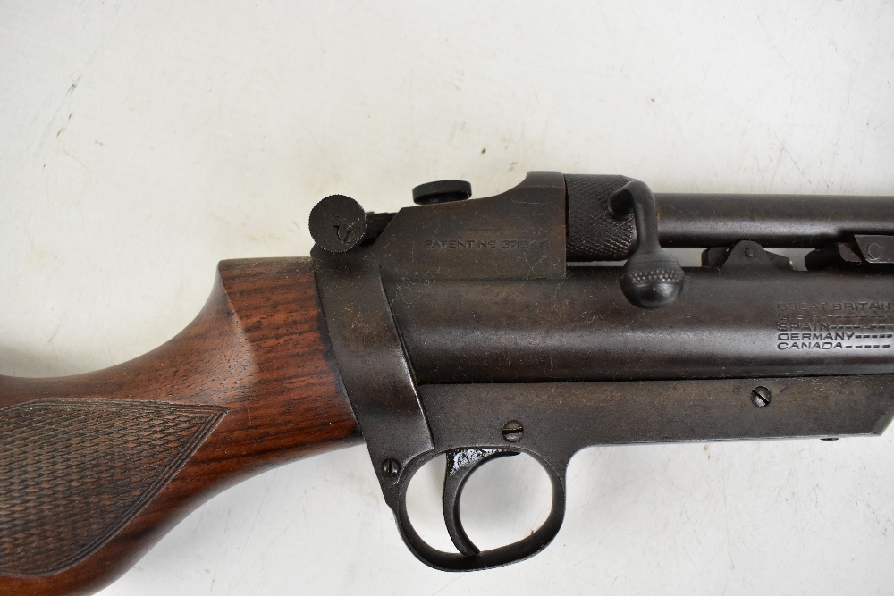 WEBLEY; a ‘Service Air Rifle Mk II’, length 105cm. Additional InformationGeneral wear, scratching - Image 4 of 5
