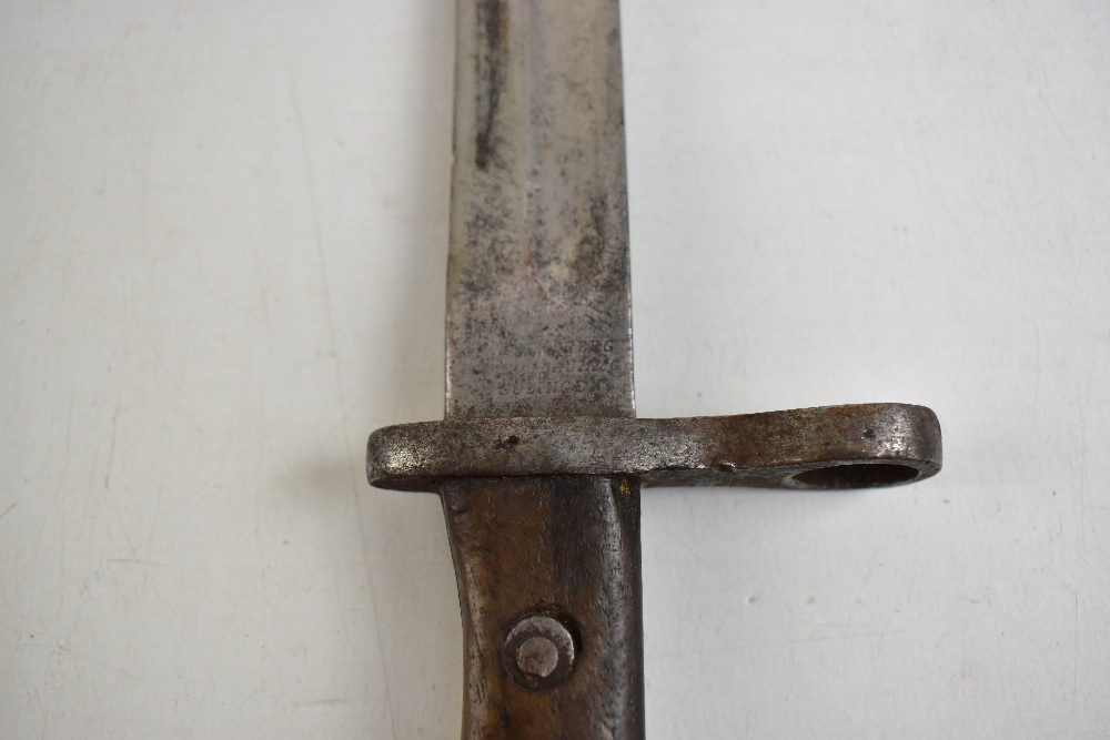 A WWI period bayonet of German manufacture, the blade signed 'Weyersberg [...] Solingen', the - Image 3 of 5