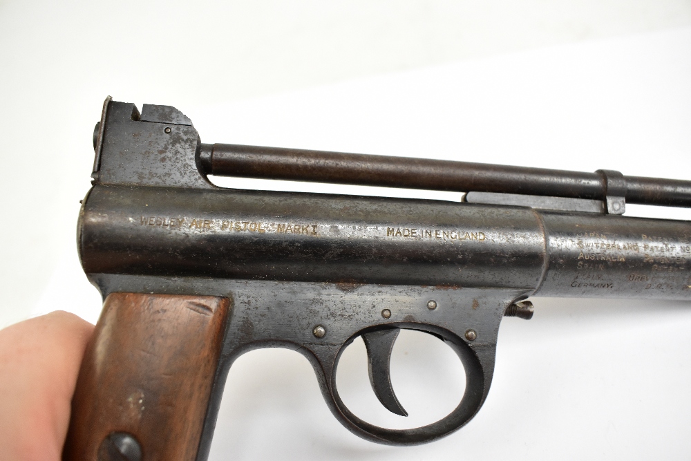 WEBLEY; a ‘Mk I' .22 air pistol, serial no. 36134, length 21cm, and 'Air Pistols', first edition, by - Image 5 of 7