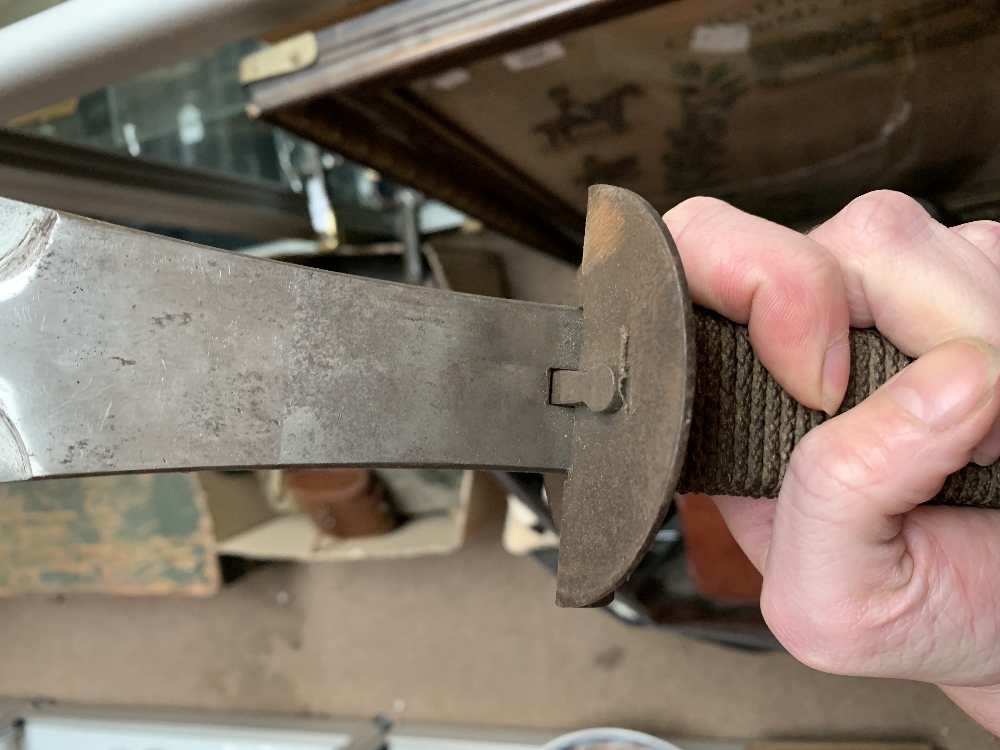 A WWI Welsh trench fighting knife with typical swollen blade, after the model designed by Felix - Image 4 of 11