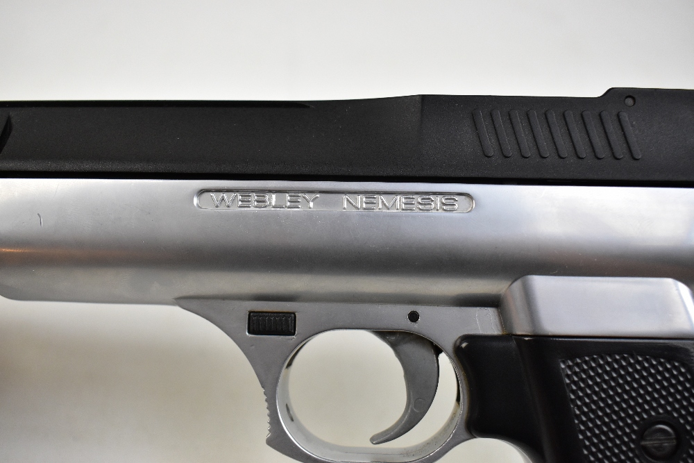 WEBLEY; a Nemesis 22.5.5 calibre air pistol, length 25cm. Additional InformationIn very good - Image 2 of 4