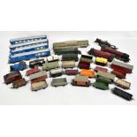 A mixed group of loose model railway including Hornby 'City of London 46245' locomotive, Tri-Ang '