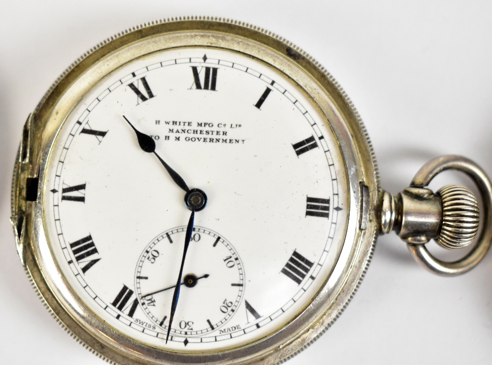 DAMAS; a WWII period base metal military screw wind pocket watch, the dial set with Arabic - Image 2 of 4