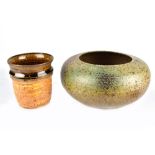 SHANNON HICKEY; a squat stoneware vase and a beaker, incised signatures, tallest 9.5cm (2)