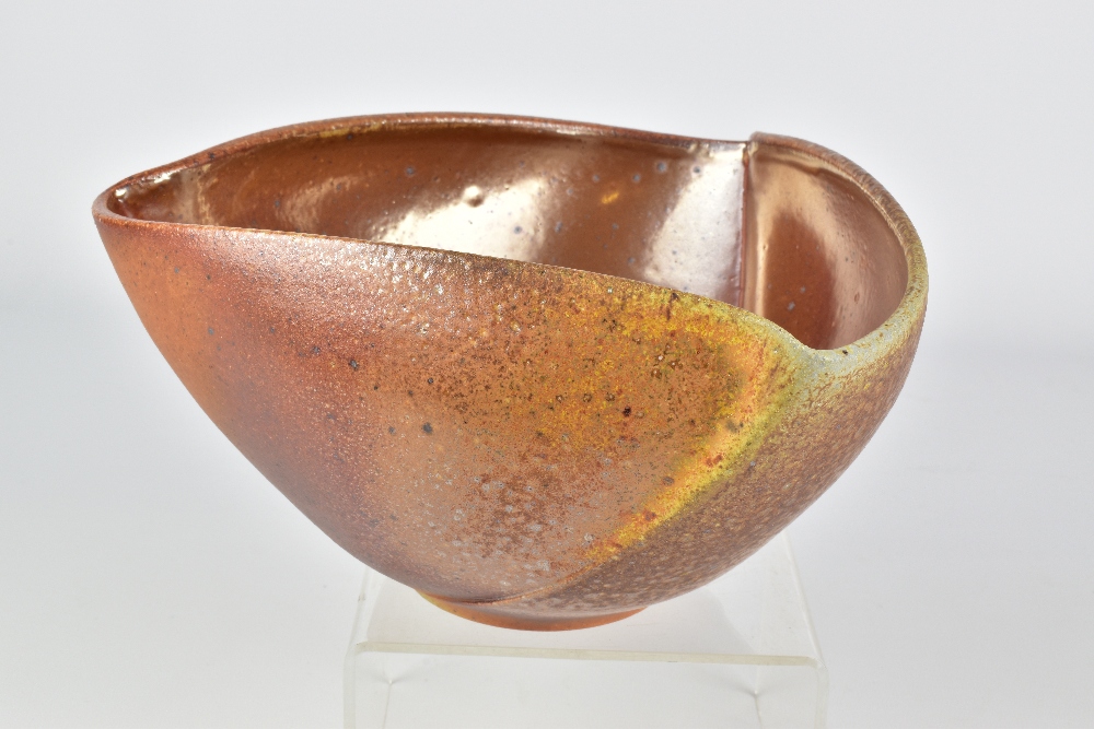 GERALD BEN; a triangular wood fired stoneware bowl, incised signature, diameter 20cm. Provenance: - Image 4 of 6