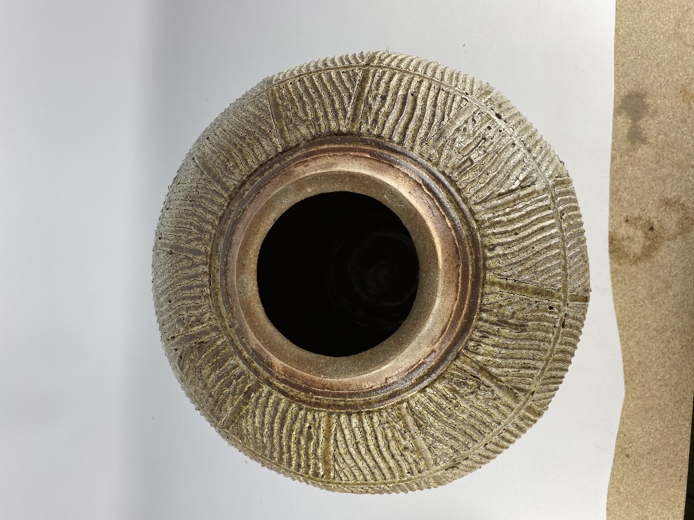 JIM BRASHEAR; a large wood fired stoneware jar and cover with incised and ribbed surface, incised - Image 6 of 7